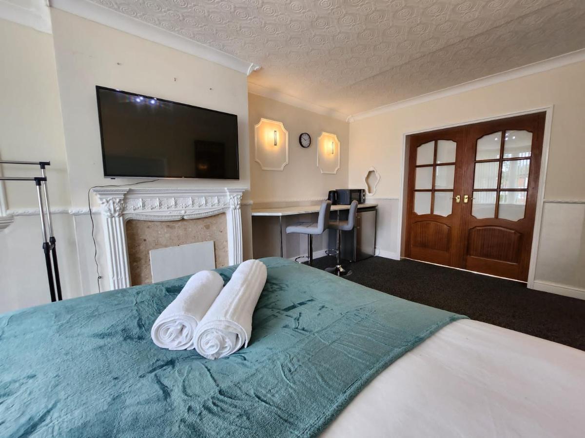 Sheldon Shared House Hotel Solihull Eksteriør billede