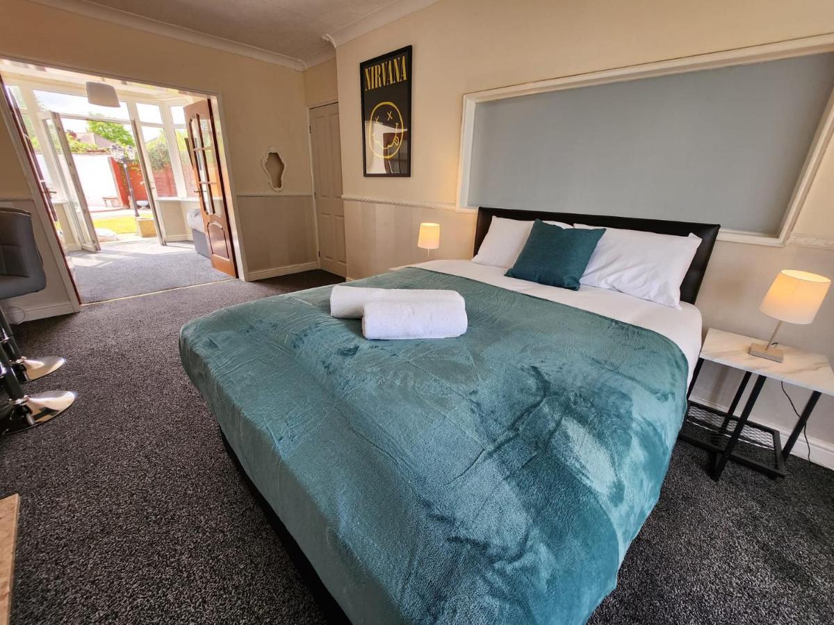 Sheldon Shared House Hotel Solihull Eksteriør billede