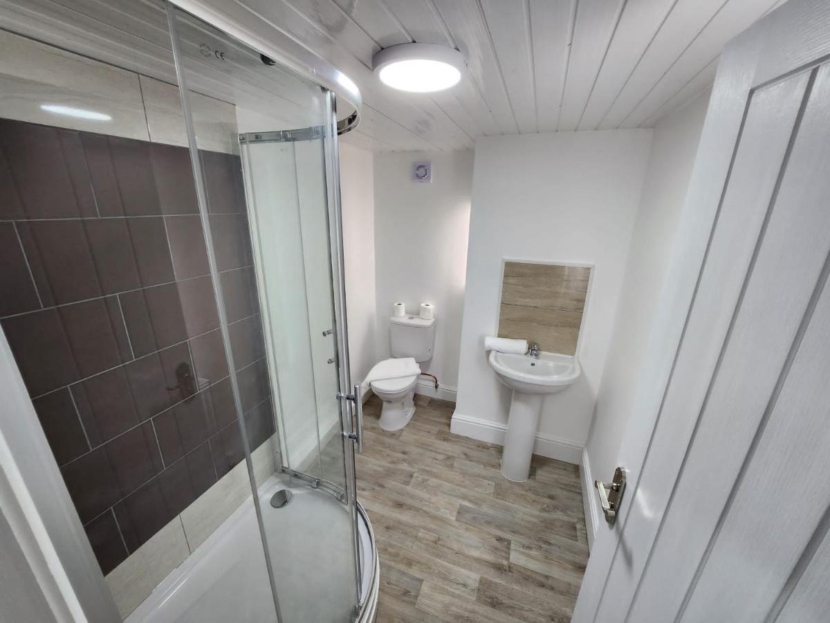Sheldon Shared House Hotel Solihull Eksteriør billede