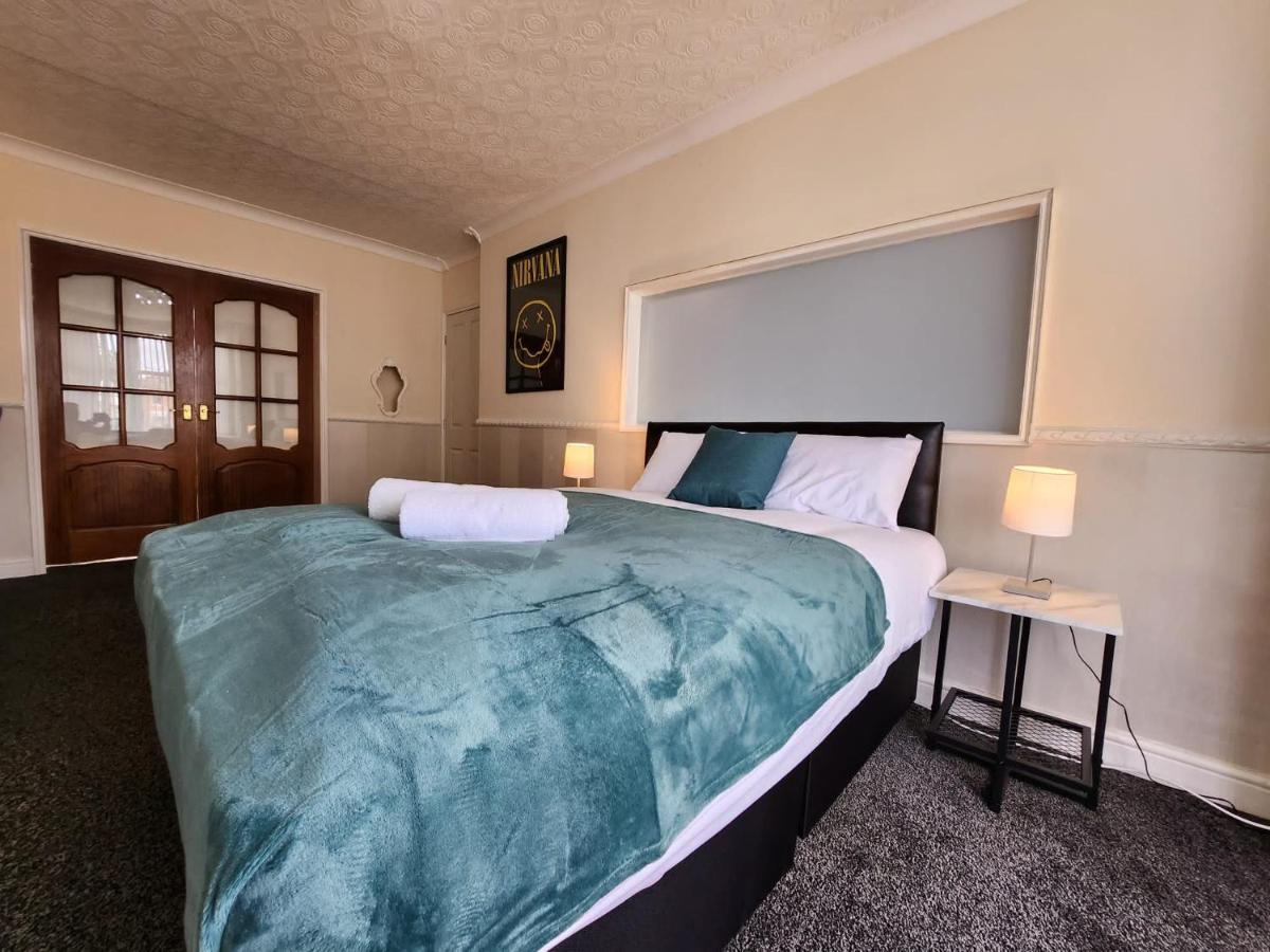 Sheldon Shared House Hotel Solihull Eksteriør billede