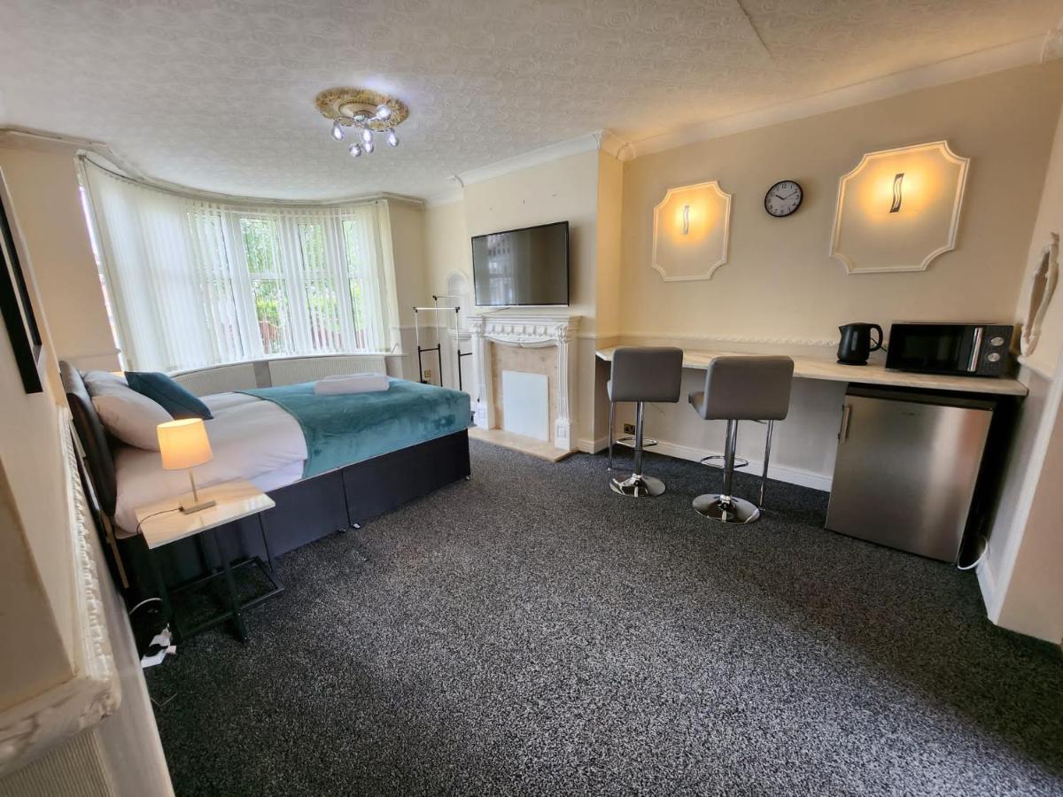 Sheldon Shared House Hotel Solihull Eksteriør billede