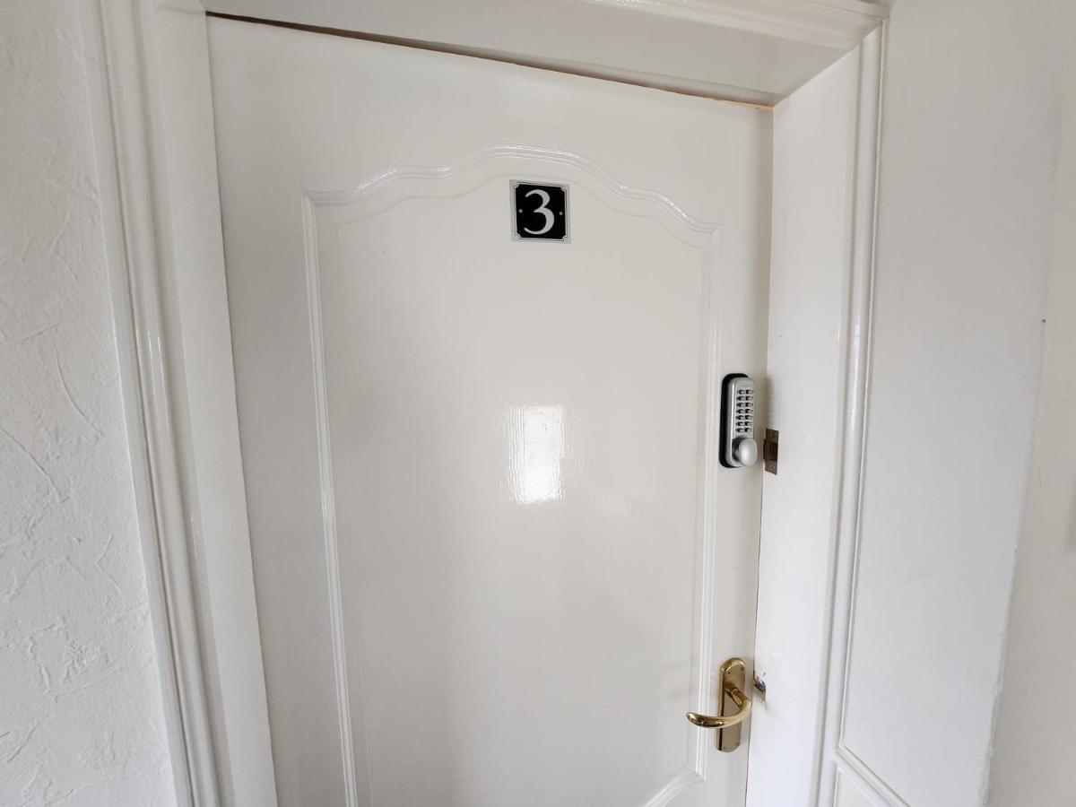 Sheldon Shared House Hotel Solihull Eksteriør billede