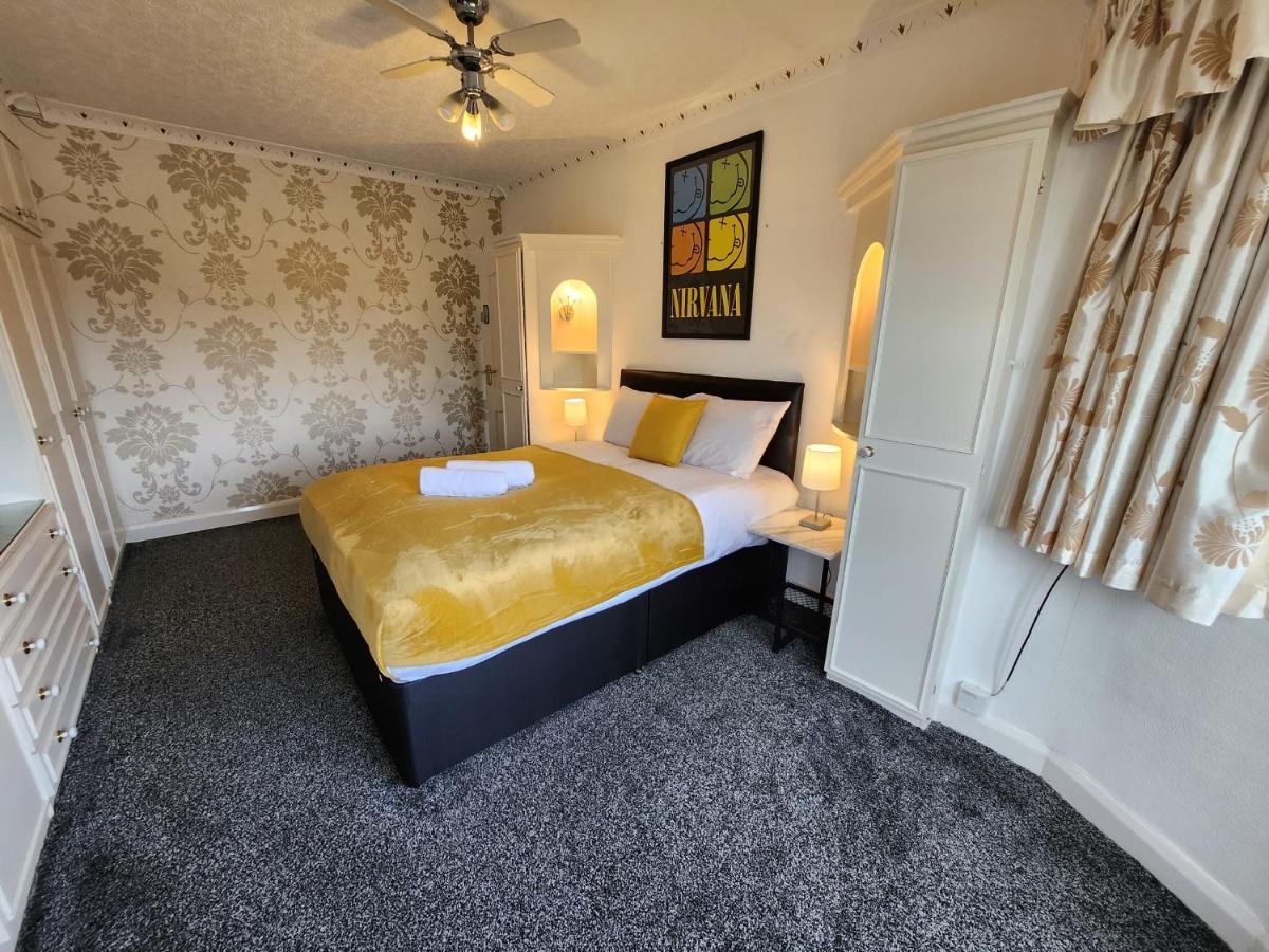 Sheldon Shared House Hotel Solihull Eksteriør billede