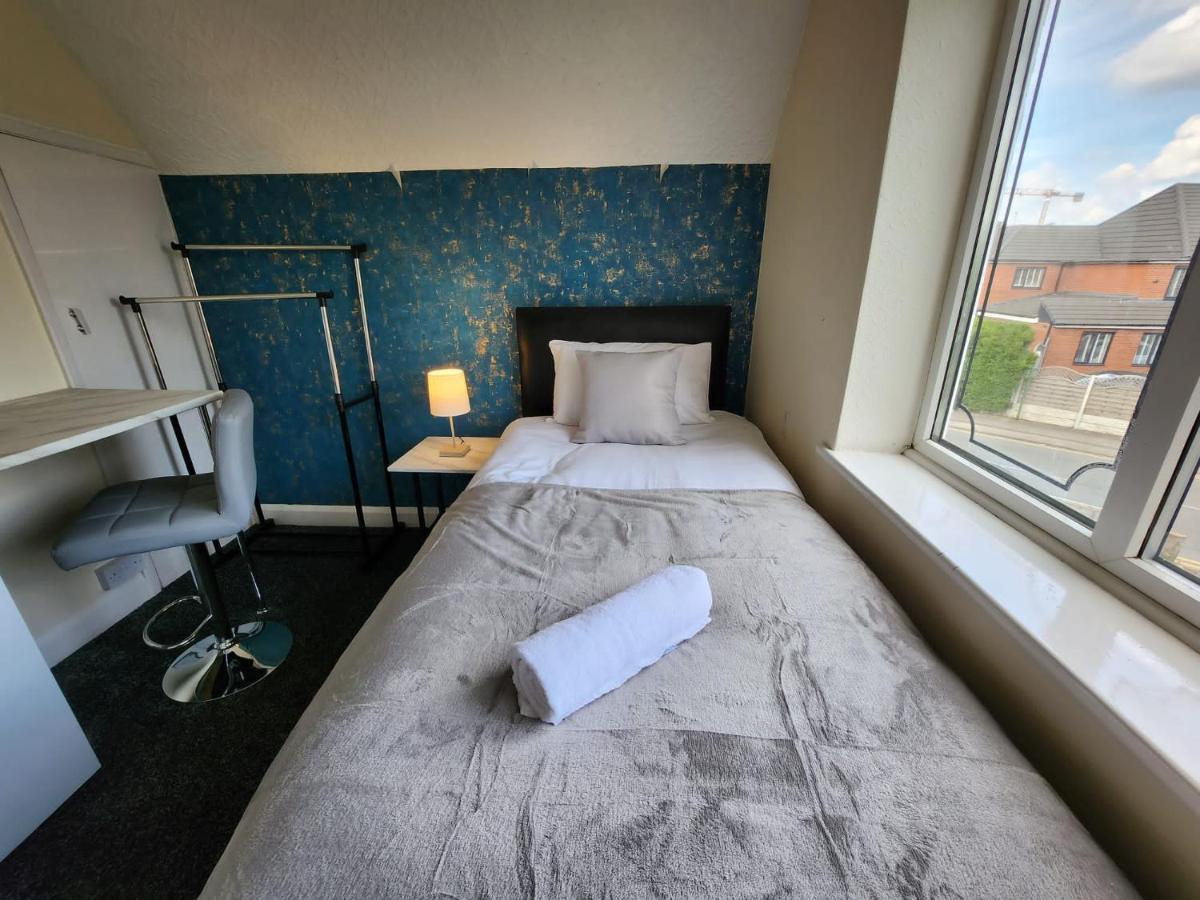 Sheldon Shared House Hotel Solihull Eksteriør billede